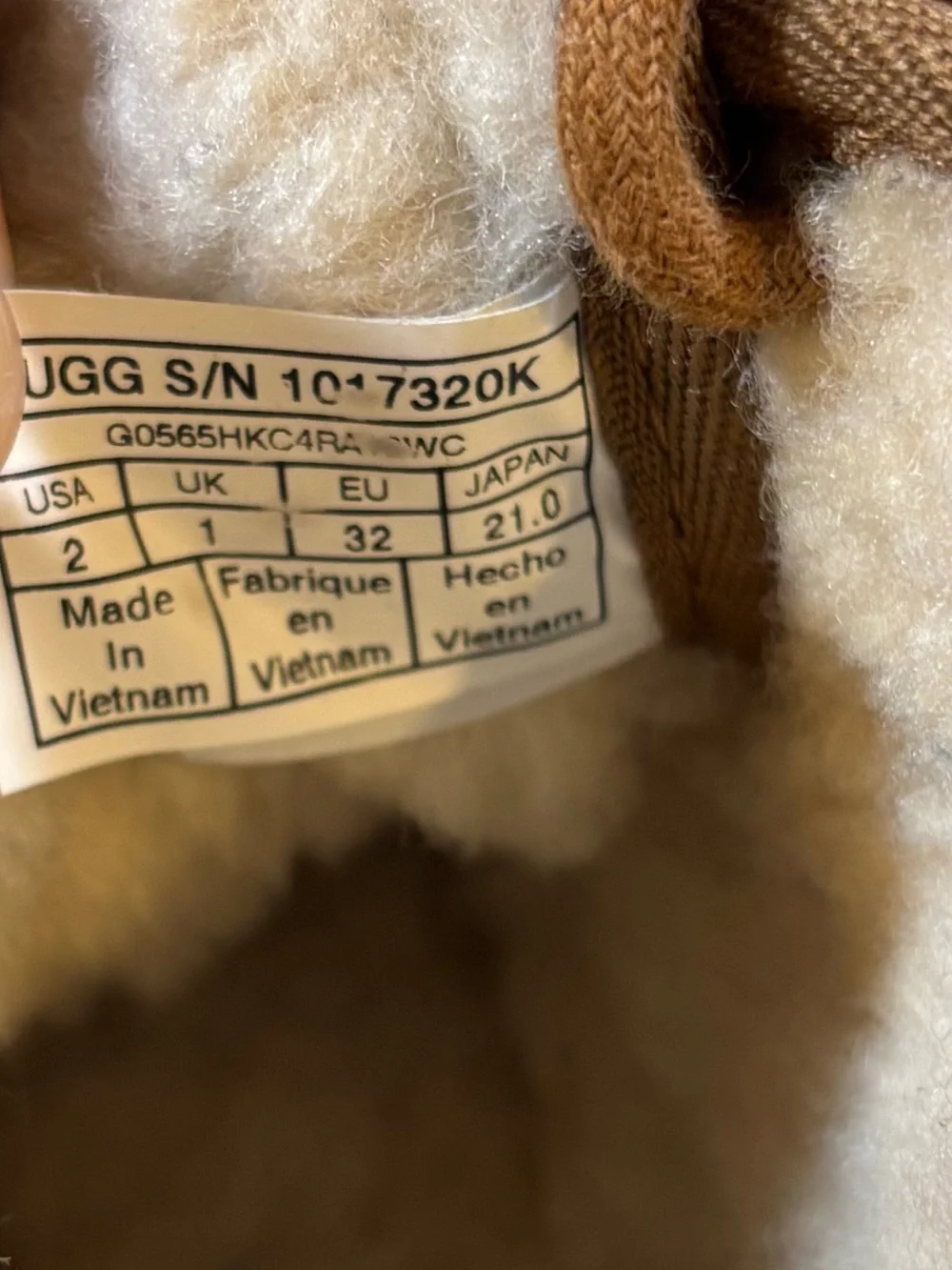 UGG Neumel II Chestnut Brown Suede Lace-Up Shearling Boots Kids Size 2